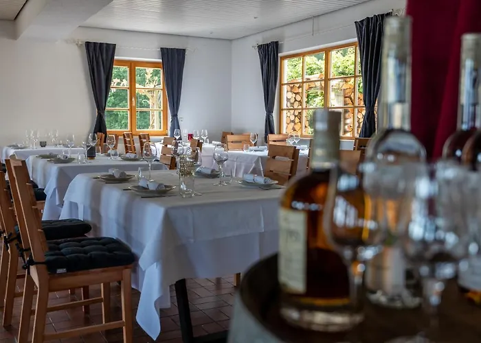 Landgasthof Hittenkirchen 3* ברנאו אם כימסי