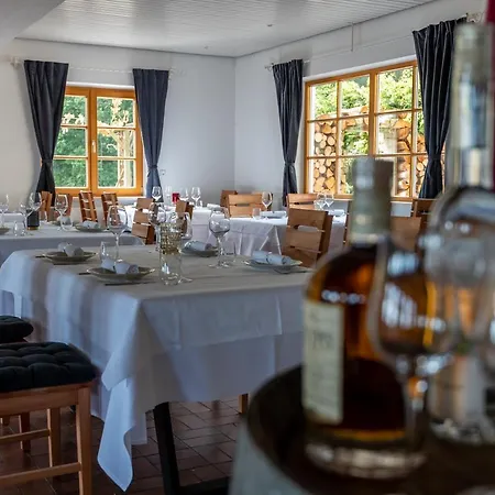 Landgasthof Hittenkirchen 3* ברנאו אם כימסי