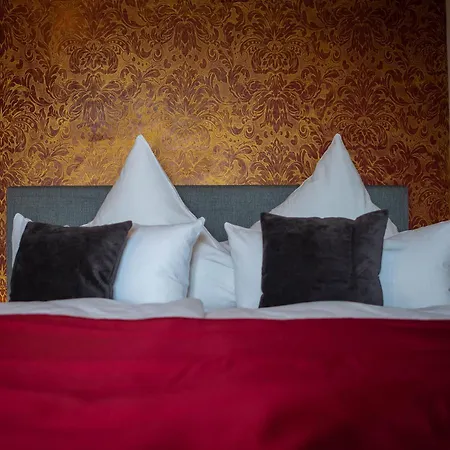 Landgasthof Hittenkirchen Hotel