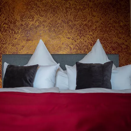 Landgasthof Hittenkirchen Hotel